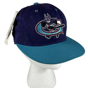 Greensboro Bats Vtg Minor League Pro-line Hat Cap Fitted 6 7/8 NYY Emblem USA